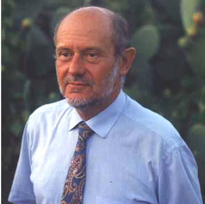 L'ospedale galleggiante in Africa ideato a Pantelleria dal Dott. Luigi Gentilini
